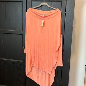 Cool to the touch NWT free people Med drop shoulder